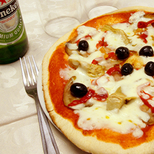 Pizza Ippocastano al mattone - Ristorante Pizzeria L'Ippocastano